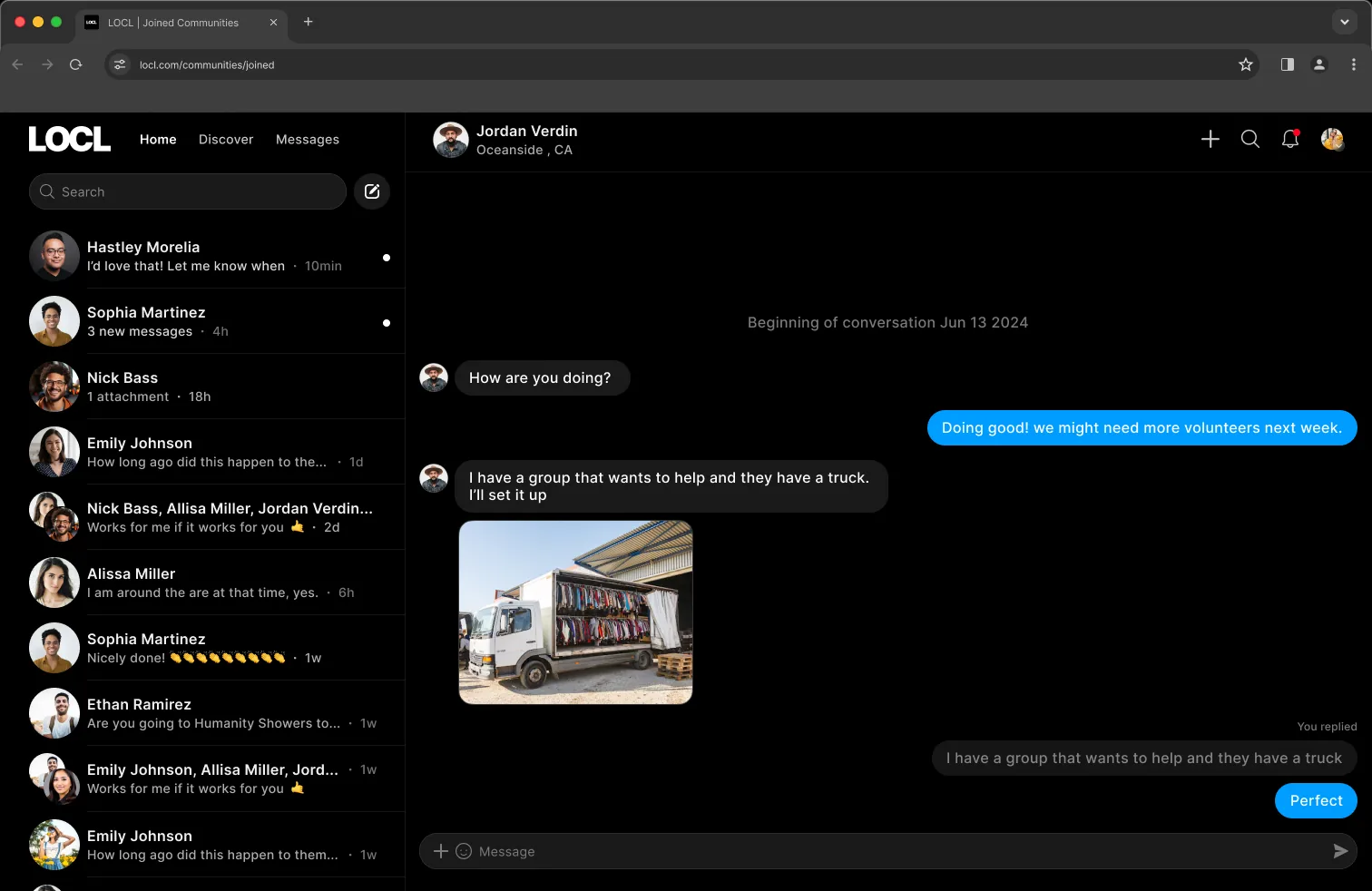 Messages: two-column desktop view